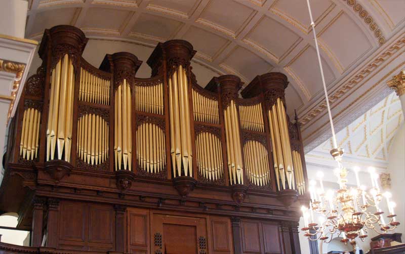Donated money helped St George's Hanover Square church get a new organ 2